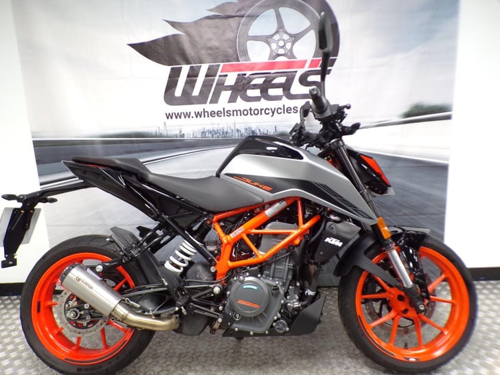 KTM 390 DUKE