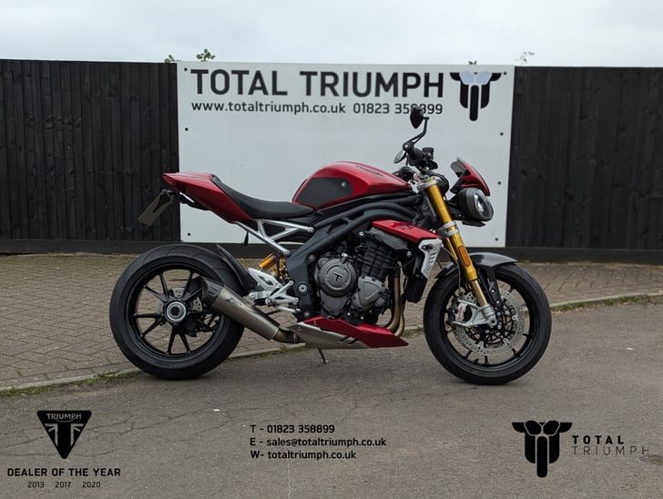 Triumph SPEED TRIPLE 1200 RS