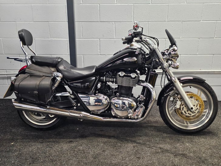 Triumph THUNDERBIRD 1600