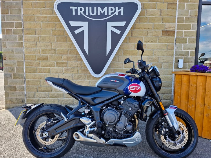 Triumph TRIDENT 660 TRIPLE TRIBUTE EDITION