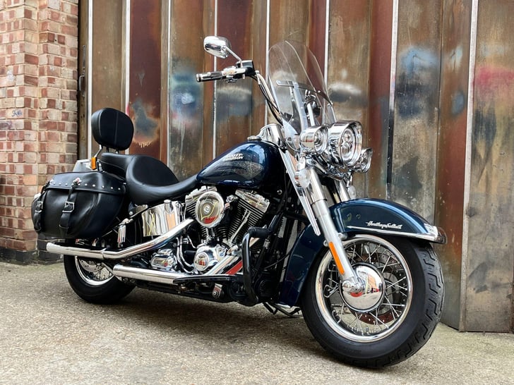 Harley-Davidson SOFTAIL 1690 FLSTC HERITAGE CLASSIC