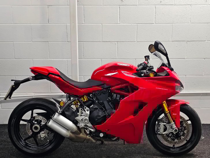 Ducati SUPERSPORT 950 S
