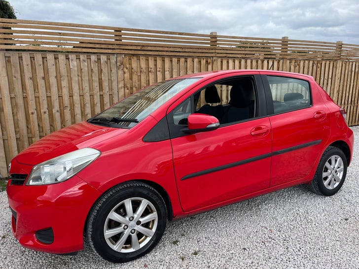 Toyota YARIS for sale in Chesterfield