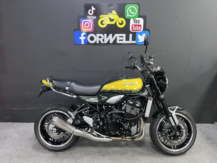 Kawasaki ZR 900 KRACB YELLOW BALL 
