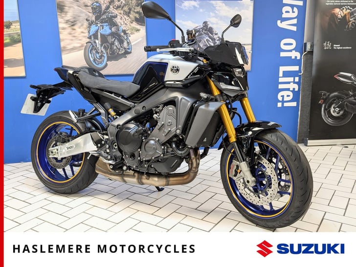 Yamaha MT-09 900 SP HYPER-NAKED