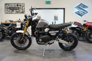 Triumph SCRAMBLER 1200 XE
