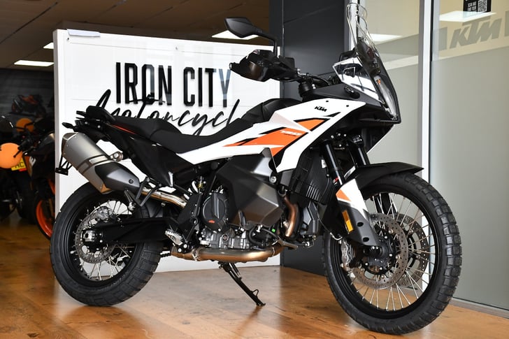 KTM 790 ADVENTURE
