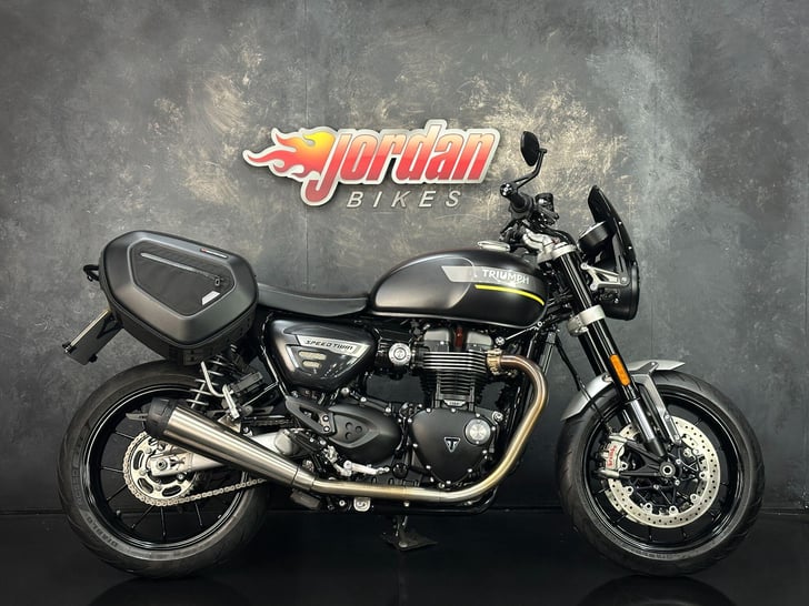 Triumph SPEED TWIN 1200