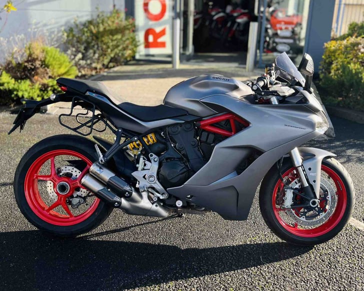 DUCATI SUPERSPORT