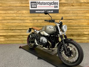 Watch video of BMW R NINE T SCRAMBLER R NINE T SCRAMBLER in Swindon