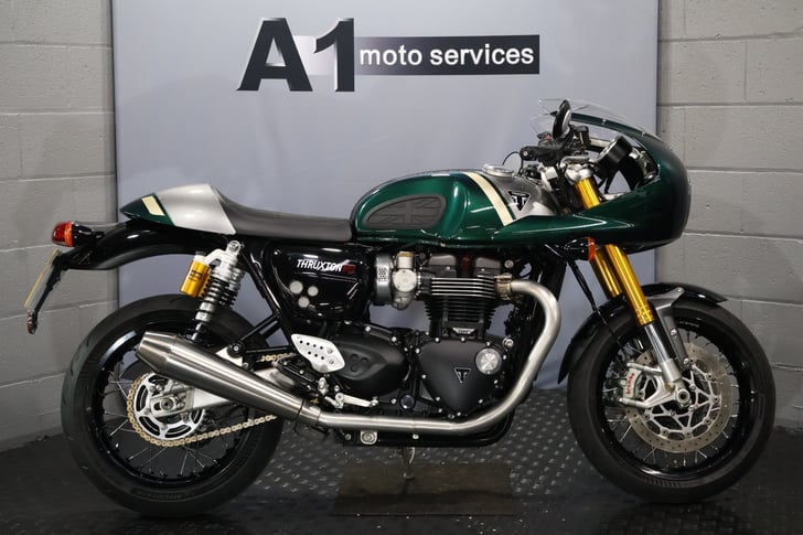 TRIUMPH THRUXTON RS