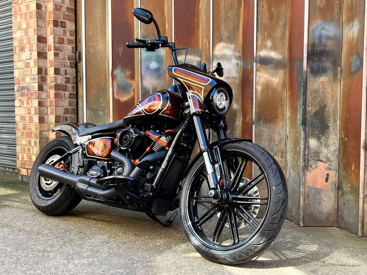 Harley-Davidson SOFTAIL 1745 FLSB SPORT GLIDE