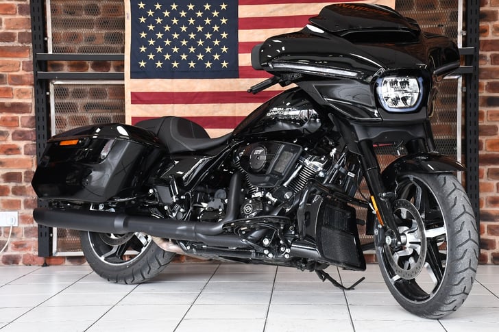 Harley-Davidson TOURING FLHX STREET GLIDE