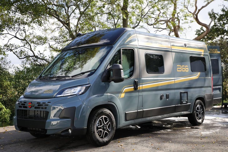 Here's a photo of the BURSTNER B66 , currently available for sale