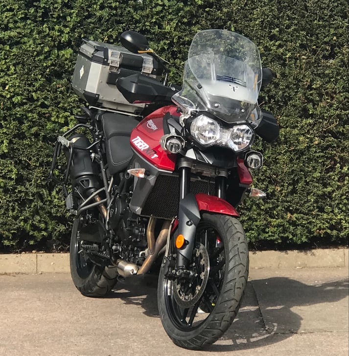 TRIUMPH TIGER 800 XRT