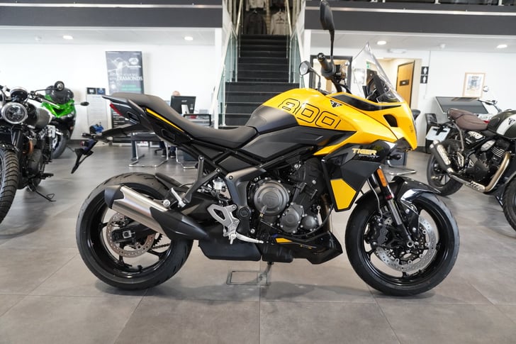 TRIUMPH Tiger Sport 800