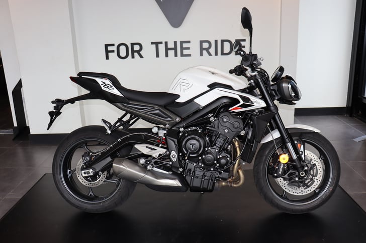 TRIUMPH STREET TRIPLE R