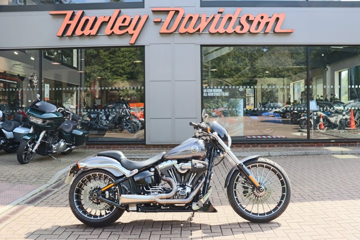 Harley-Davidson SOFTAIL FXSB BREAKOUT