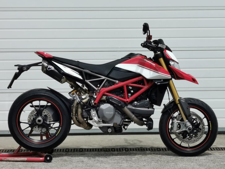 DUCATI HYPERMOTARD 950 SP