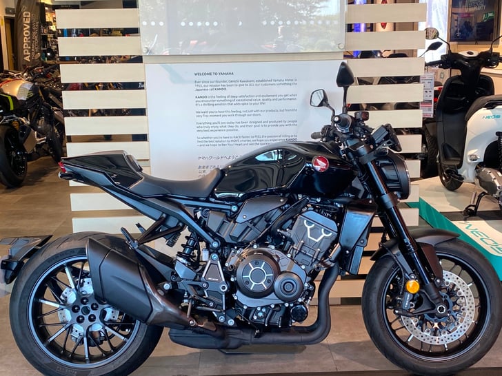 Honda CB1000R BLACK EDITION