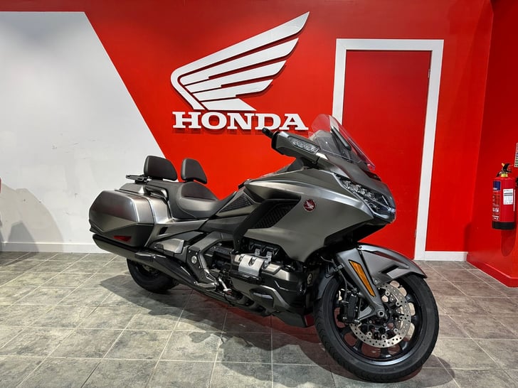 Honda GL1800 GOLD WING DCT