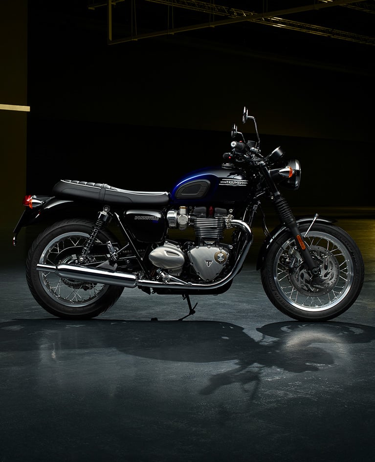 Triumph BONNEVILLE T120 STEALTH EDITION