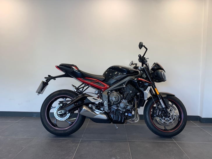 Triumph STREET TRIPLE 765 R