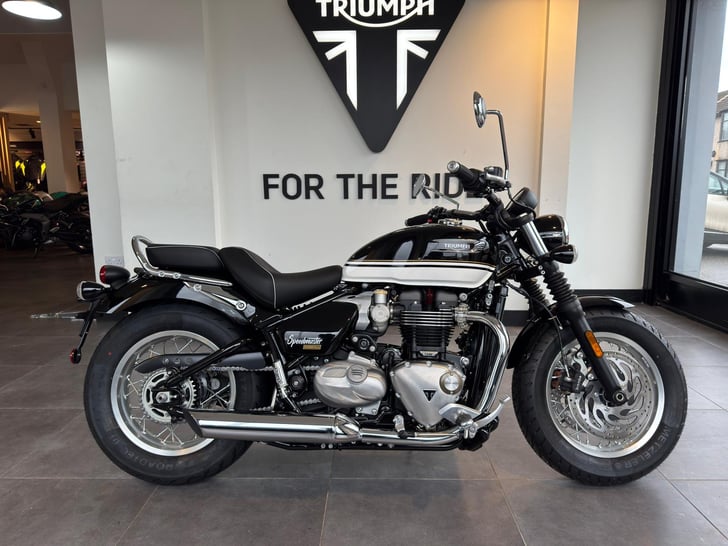 Triumph SPEEDMASTER 1200