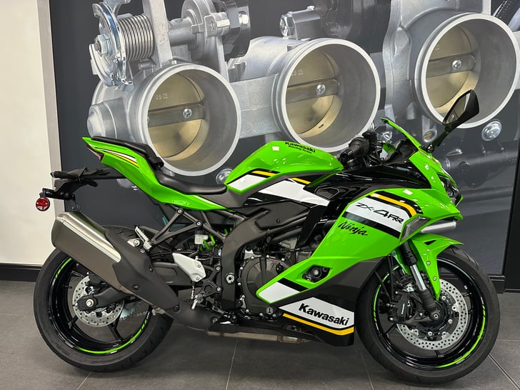 Kawasaki NINJA ZX-4RR