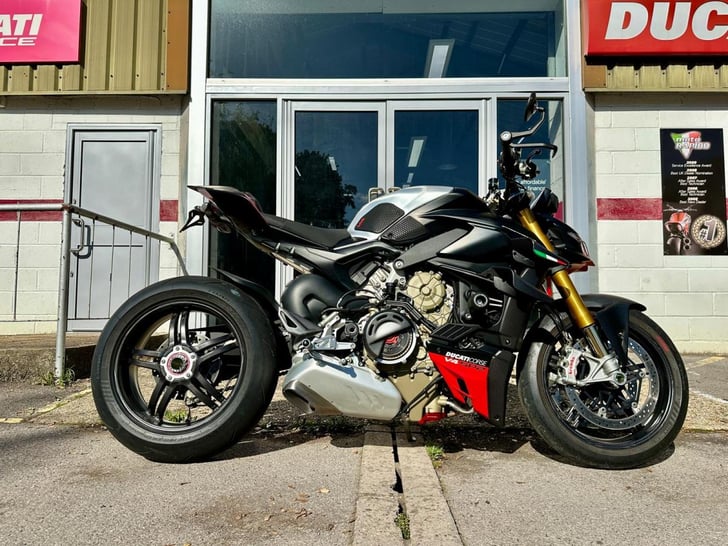 Ducati STREETFIGHTER V4 SP2