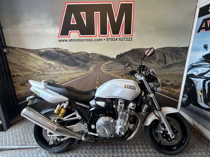 Yamaha XJR1300