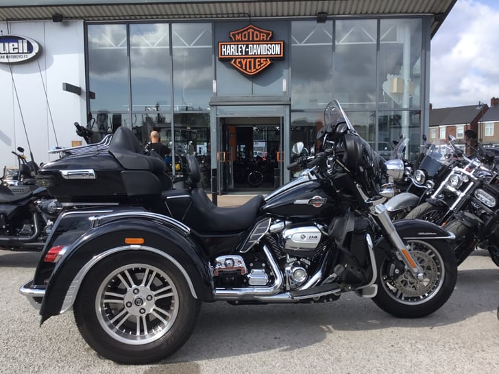 Harley-Davidson TRI GLIDE ULTRA 