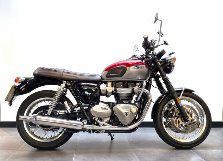 Triumph BONNEVILLE T120