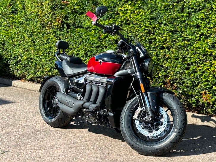 Triumph ROCKET 3 STORM GT