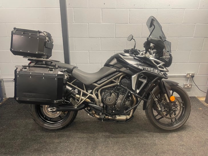 Triumph TIGER 800 XRX LOW