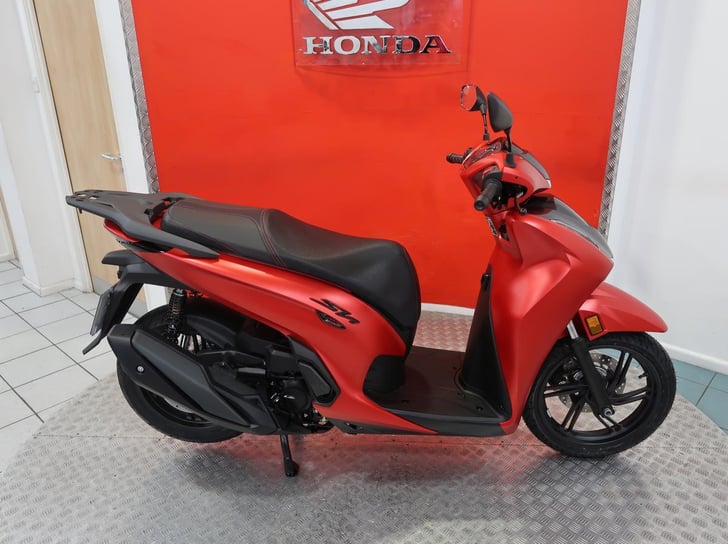 Honda SH350I