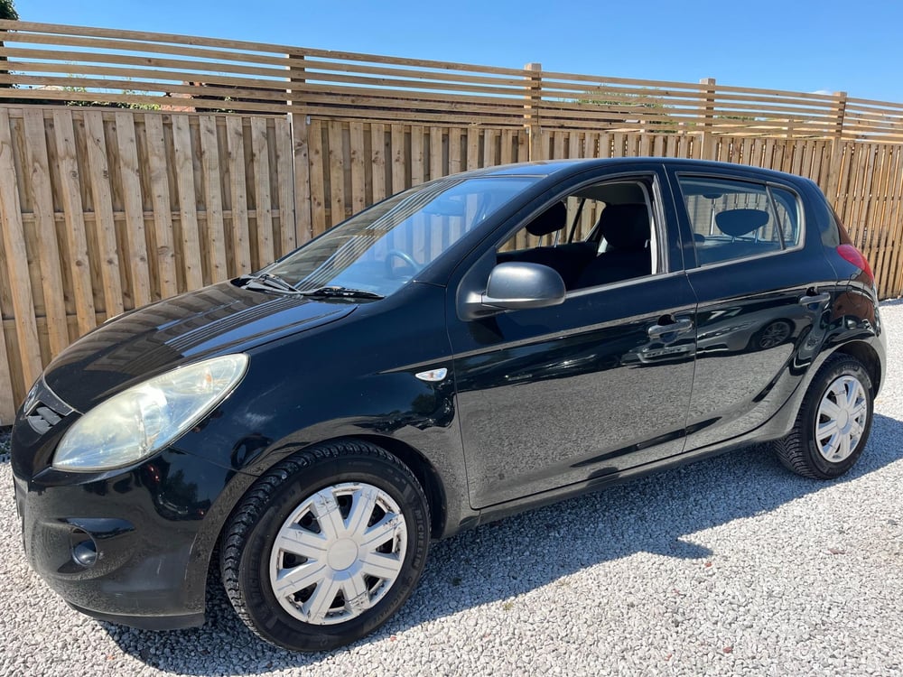 Used Hyundai I20 I20 1.2 CLASSIC EURO 5 5DR for sale in Chesterfield
