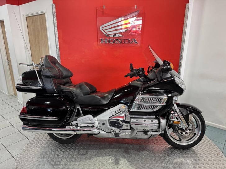 Honda GL1800 GOLD WING