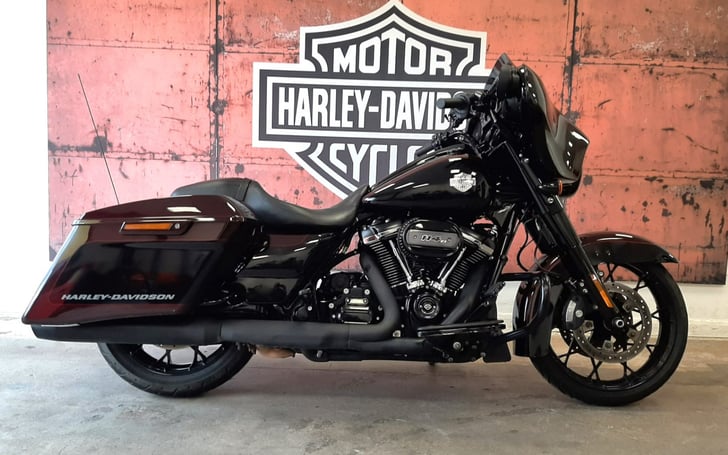 Harley-Davidson TOURING FLHXS STREET GLIDE SPECIAL