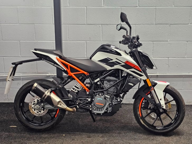 KTM 125 DUKE ABS