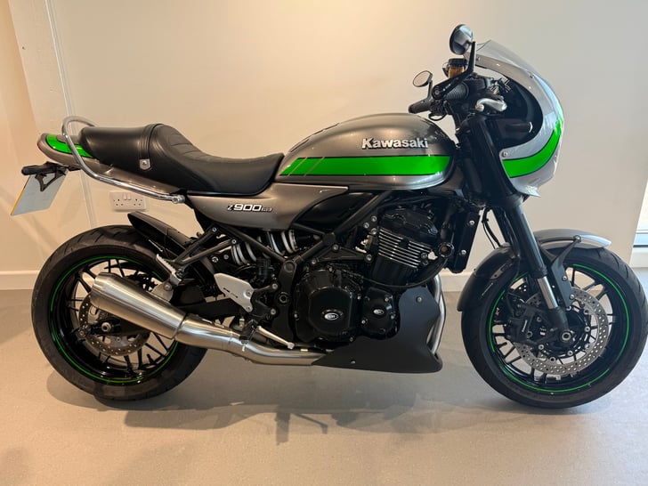 Kawasaki Z900 RS CAFE