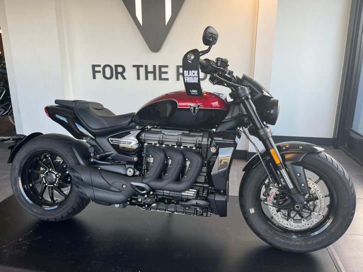 Triumph ROCKET 3 STORM R