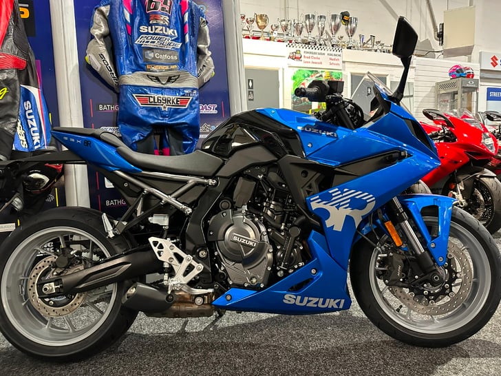 Suzuki GSX-8R