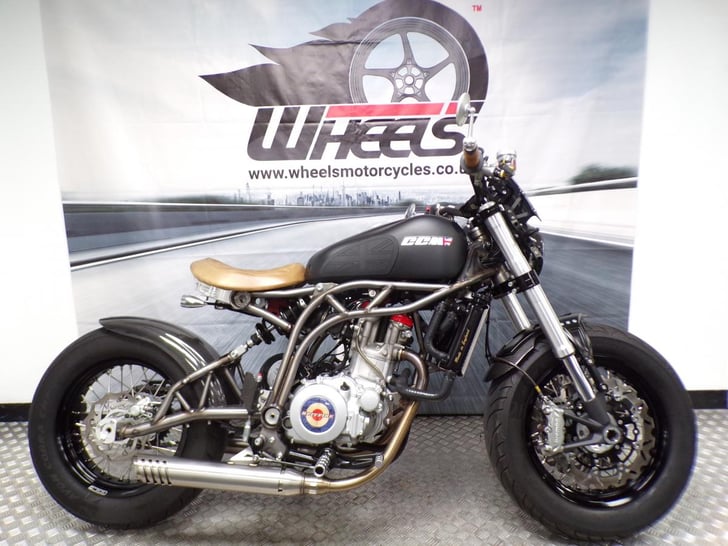 Ccm SPITFIRE BOBBER