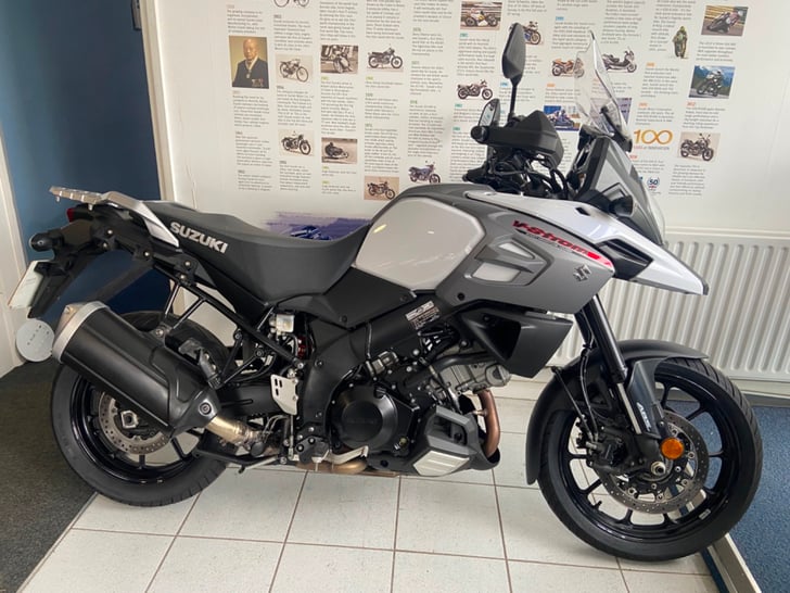 Suzuki V-STROM 1000