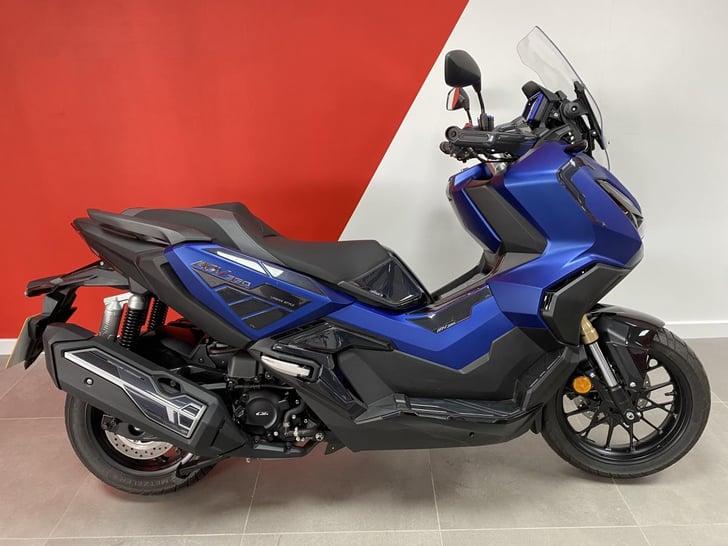 Honda ADV 350 A-R 