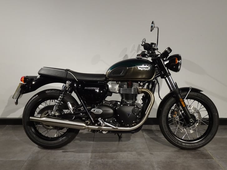 Triumph BONNEVILLE T100