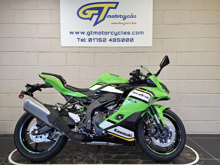 KAWASAKI NINJA ZX-4RR PERFORMANCE