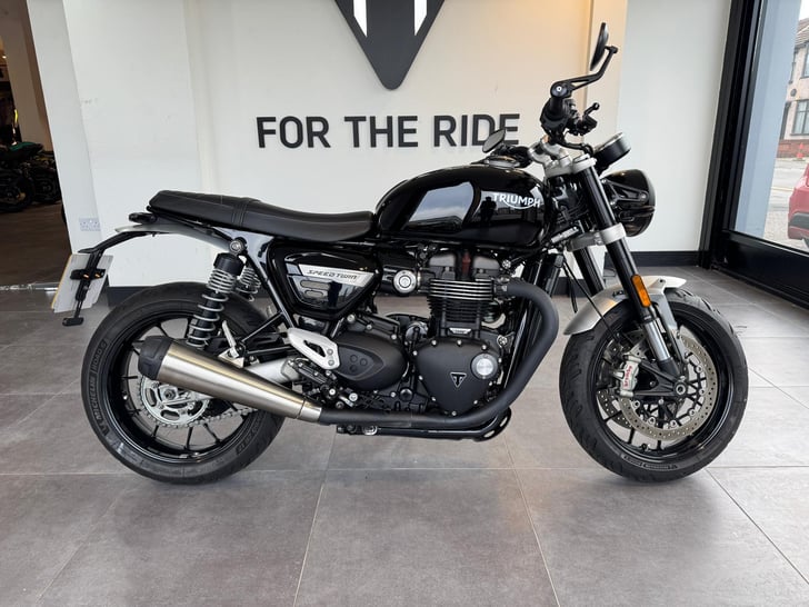 Triumph SPEED TWIN 1200