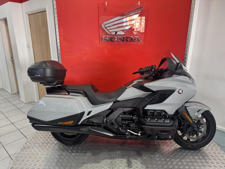 Honda GL1800 GOLD WING